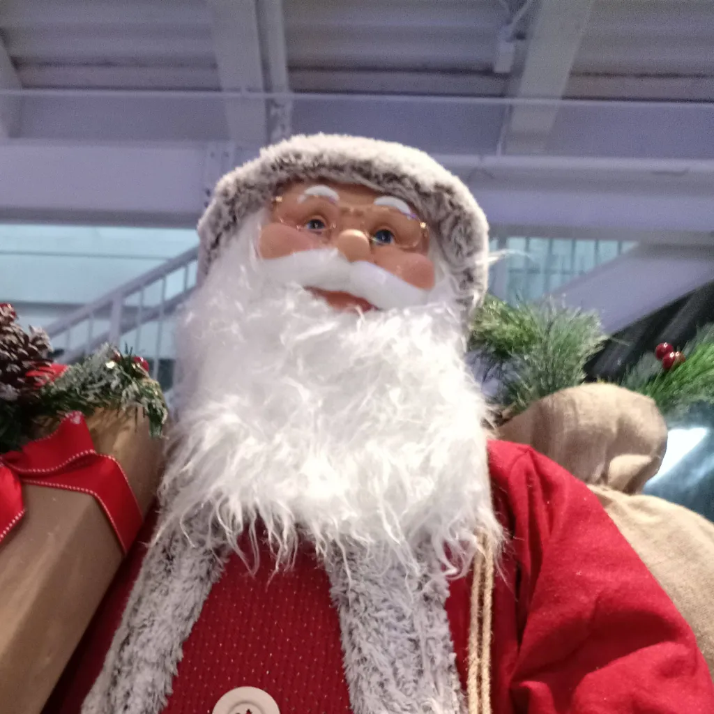 chat with ai character:  santa Claus