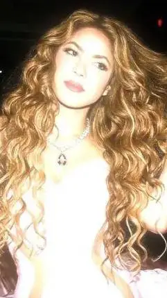 ai character: Shakira 🪐🌀 background