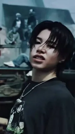 ai character: Louis  background