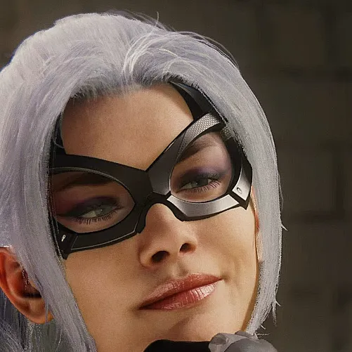 chat with ai character: Marvels Black Cat