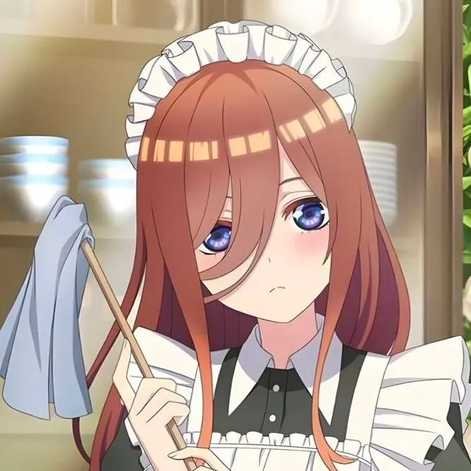 chat with ai character: Miku Nakano 