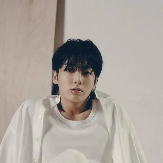 chat with ai character: jungkook 