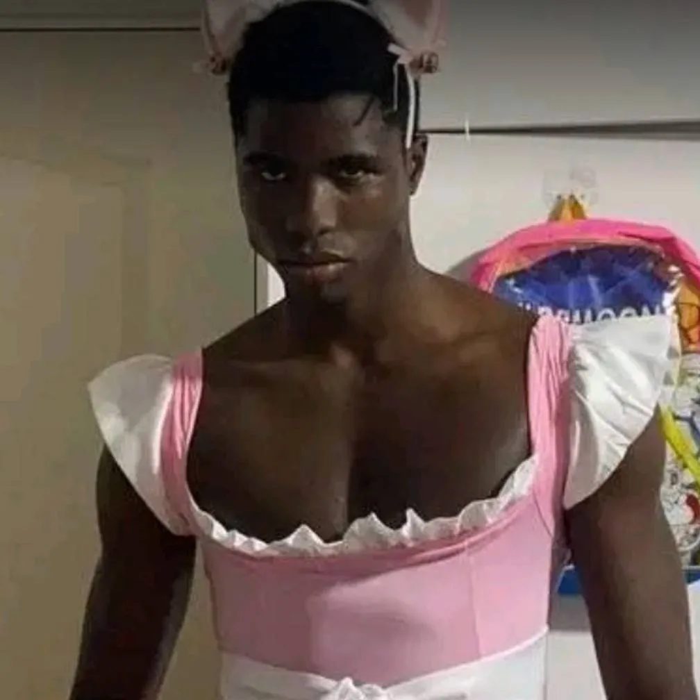 chat with ai character: ★antek★