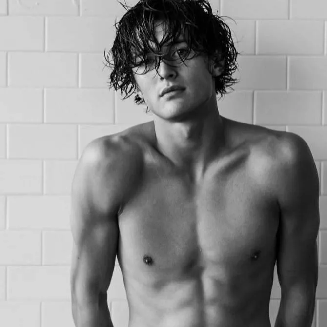 chat with ai character: Nick parker