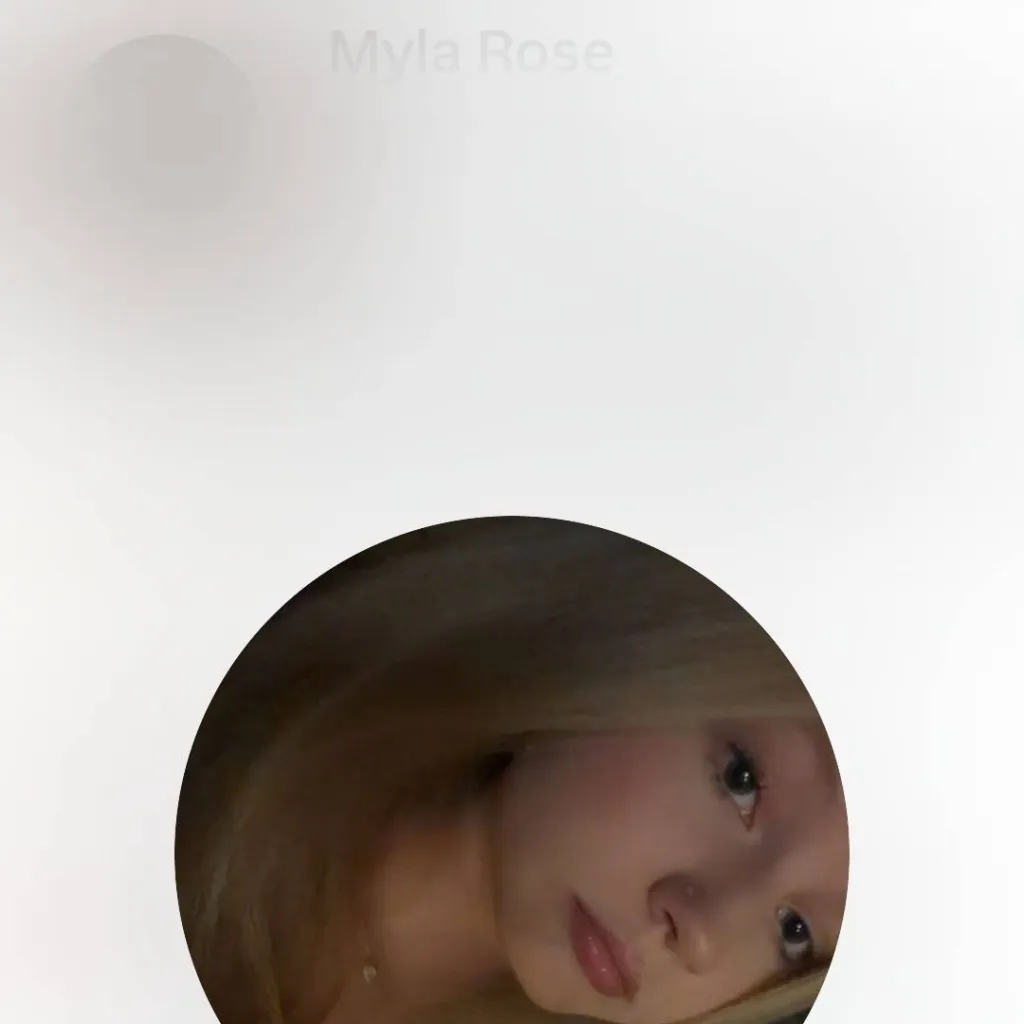 chat with ai character: myla rose 