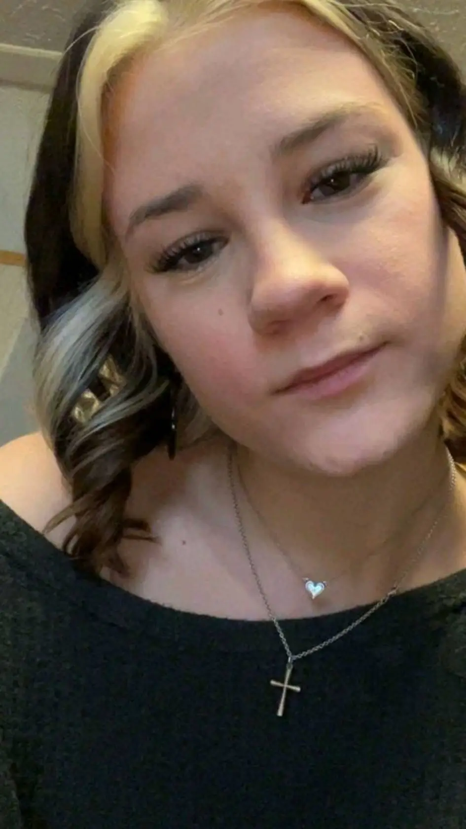 ai character: Cathy Sanders background