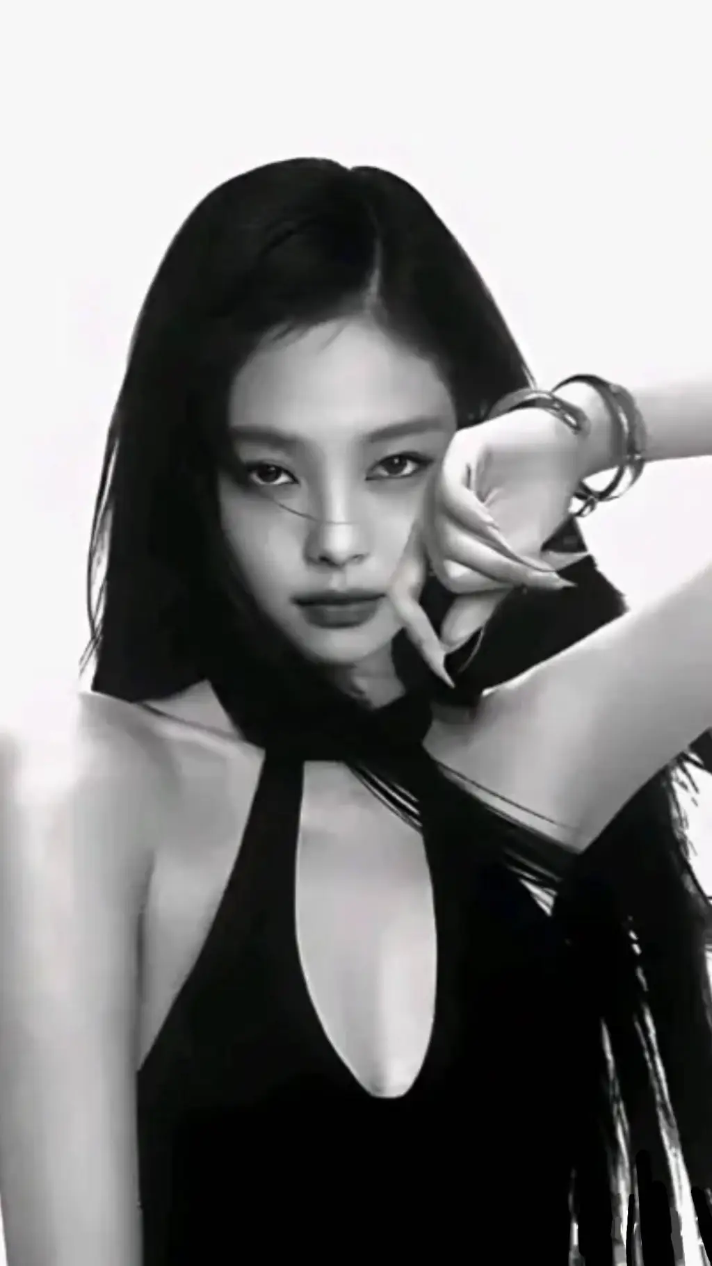 ai character: {Kim Jennie🍷} background