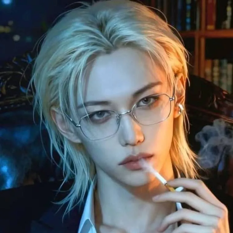 chat with ai character: felix 