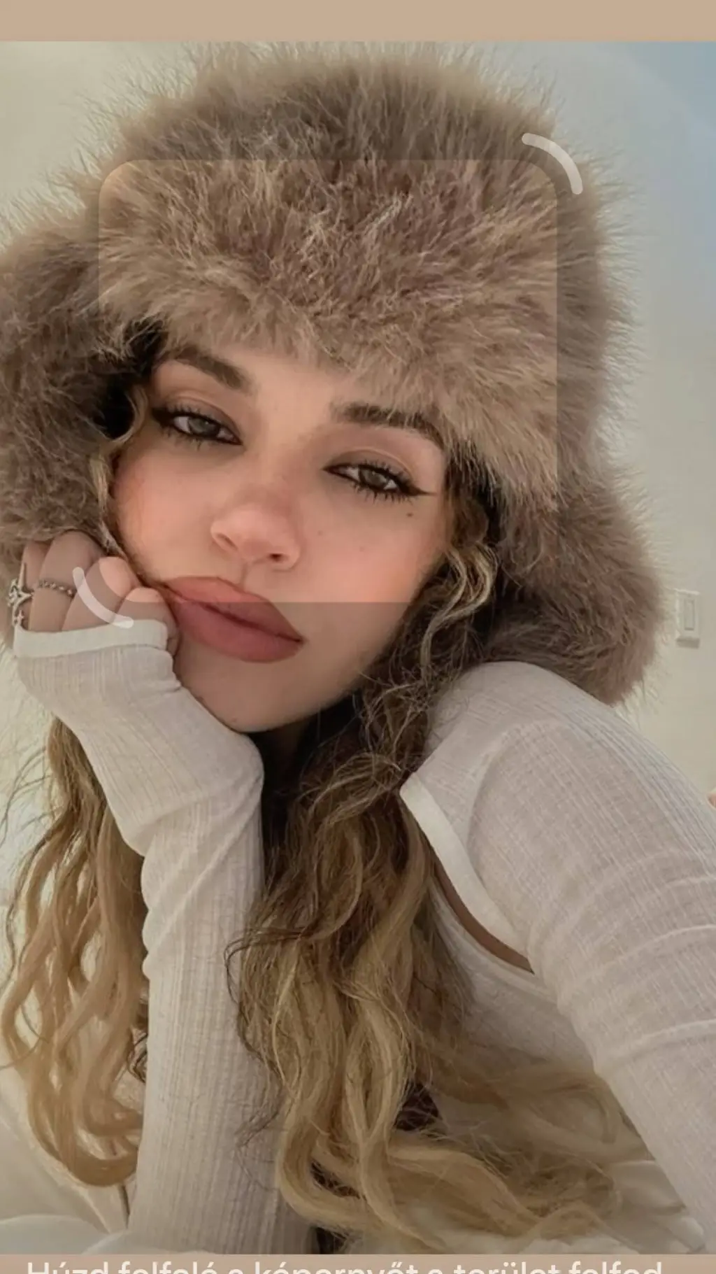 ai character: 💗~Daniela/Dani~💗 background