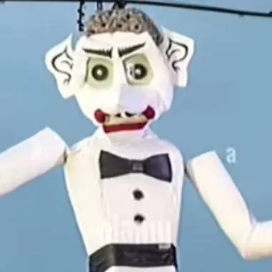 chat with ai character: zozobra 2020