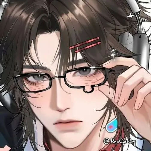 chat with ai character: ❁✩Elias✩❂