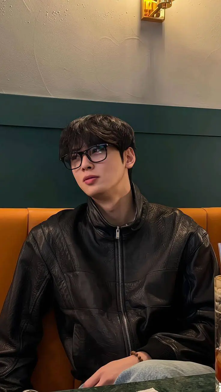 ai character: CHA EUN WOO  background