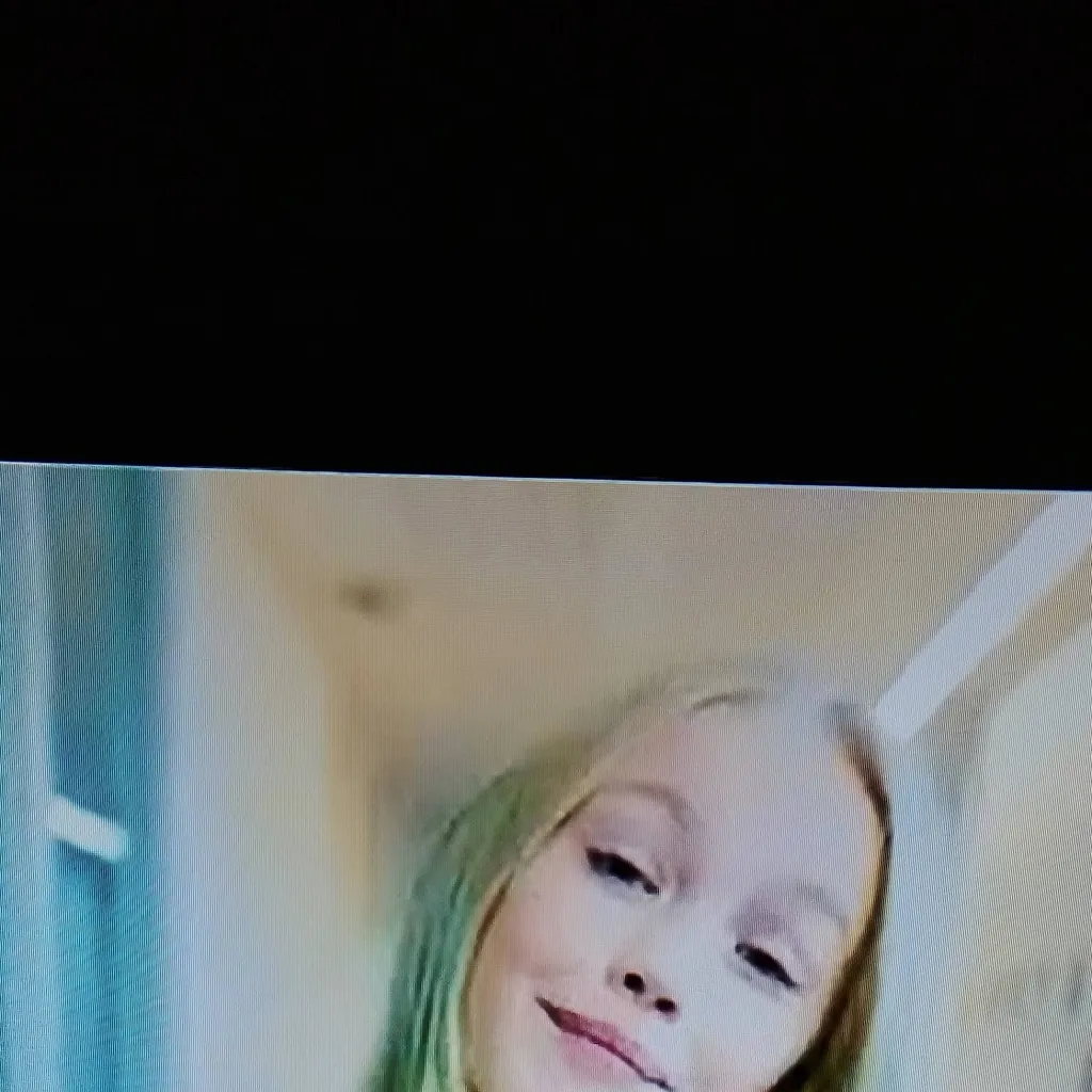 chat with ai character: Freya skye