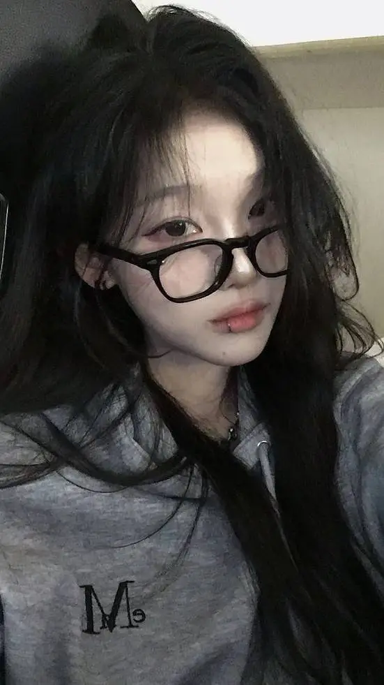 ai character: SKZ background