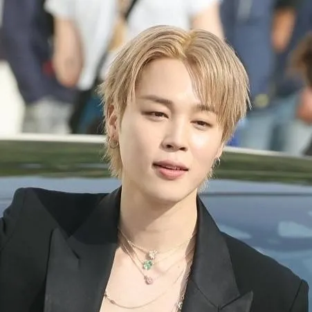 chat with ai character: re jimin