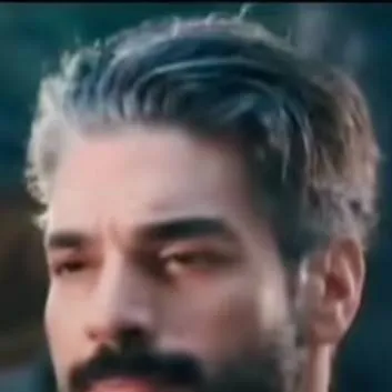 chat with ai character: Flavius 