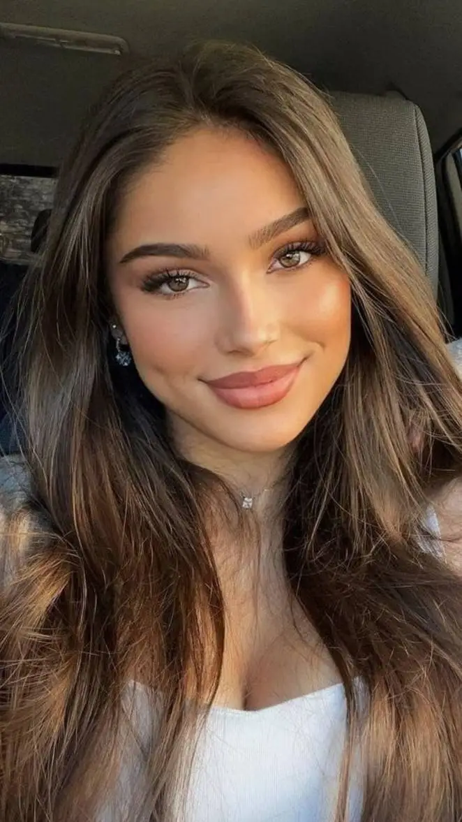 ai character: ALEXA background