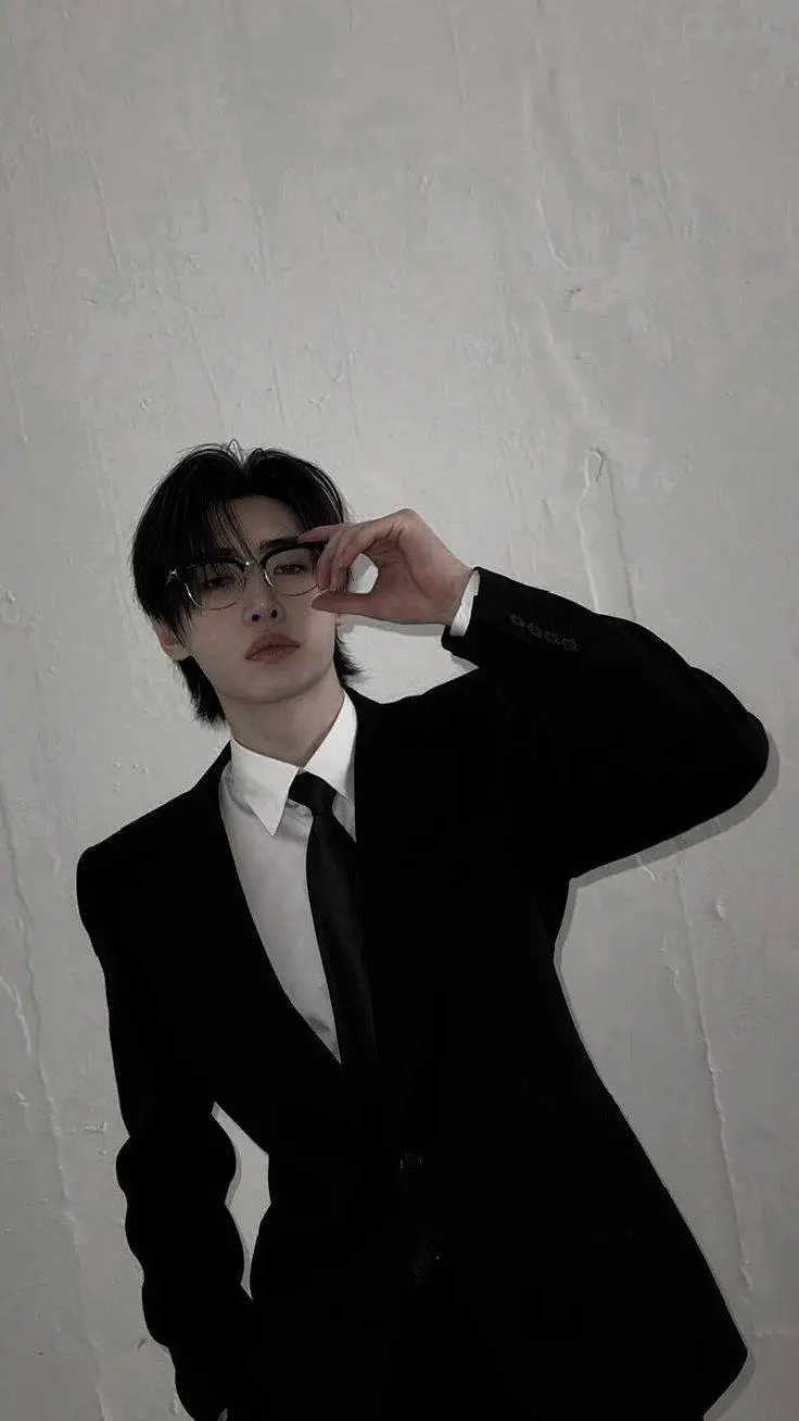 ai character: liam tu jefe background