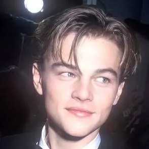 chat with ai character: Danielle 