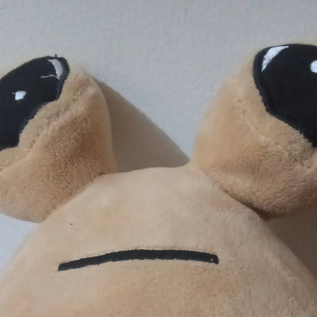 chat with ai character: pou