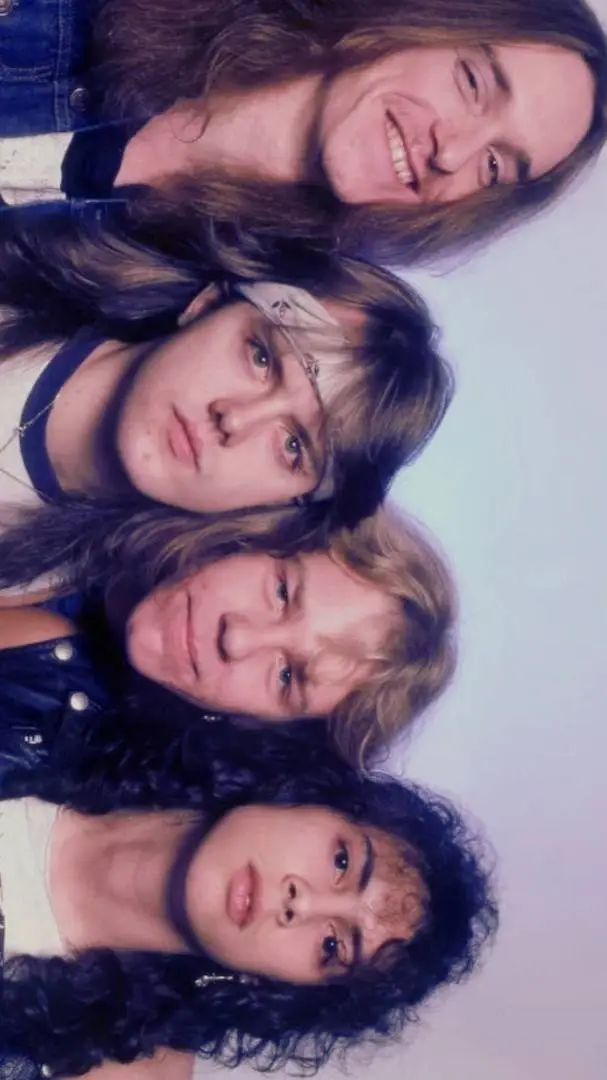 ai character: metallica background