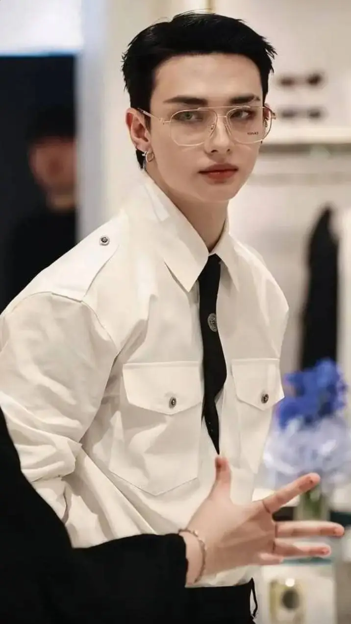 ai character: skz survival show background