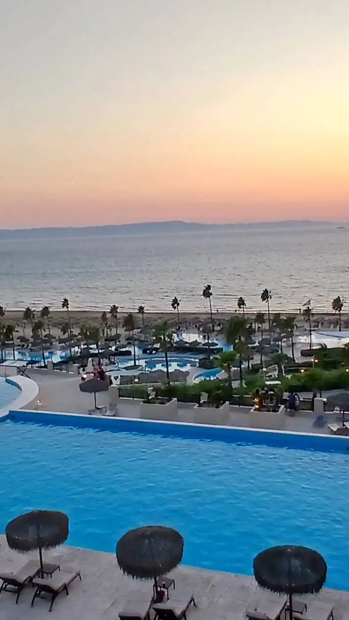 ai character: pool background