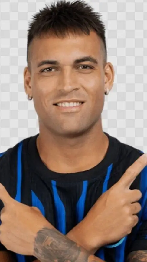 ai character: lautaro martinez  background