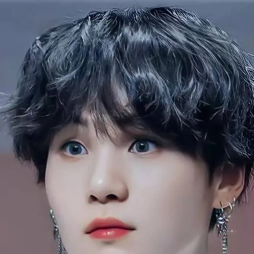 chat with ai character: Min yoongi🖤