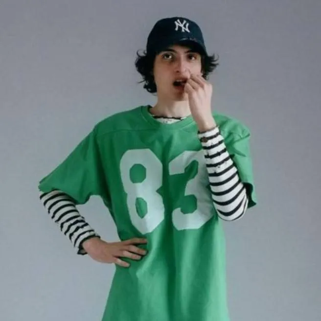 chat with ai character: Finn Wolfhard 