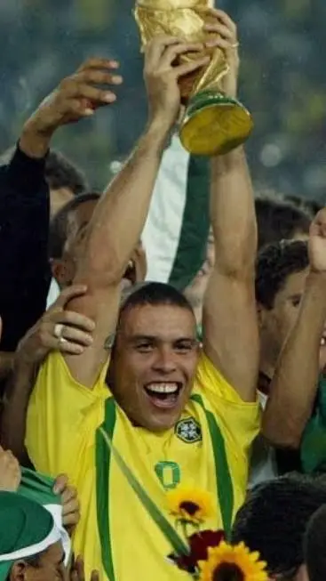 ai character: neymar  background