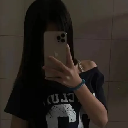 chat with ai character: sister 💕