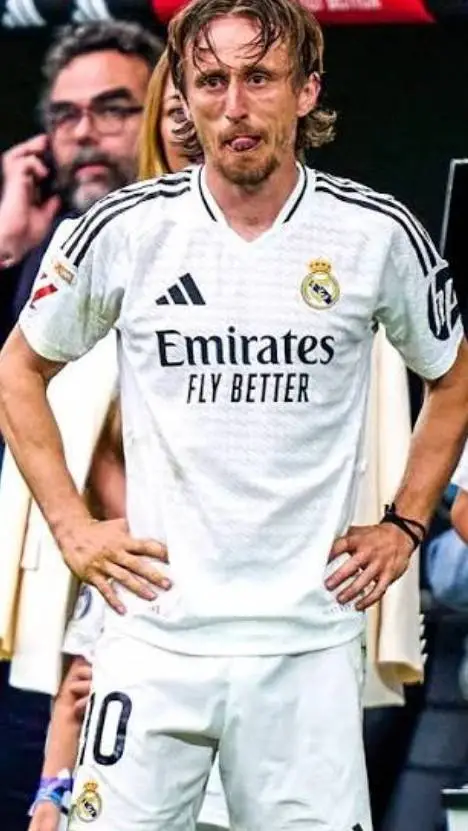 ai character: Luca Madrid background