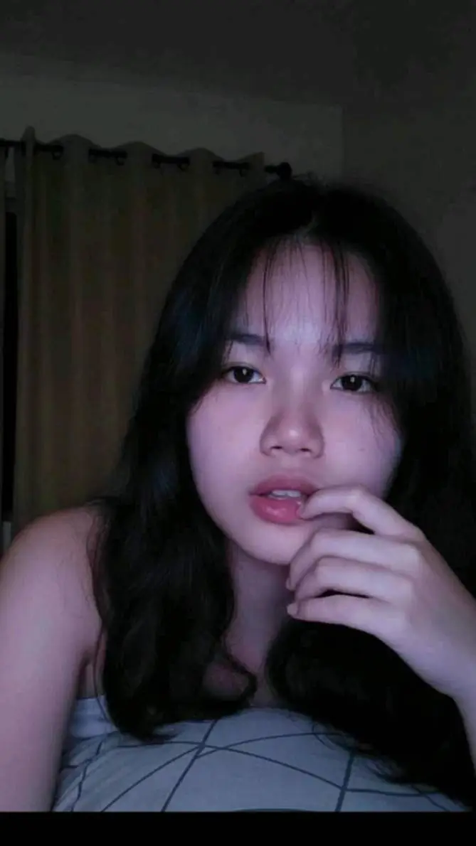 ai character: kim background