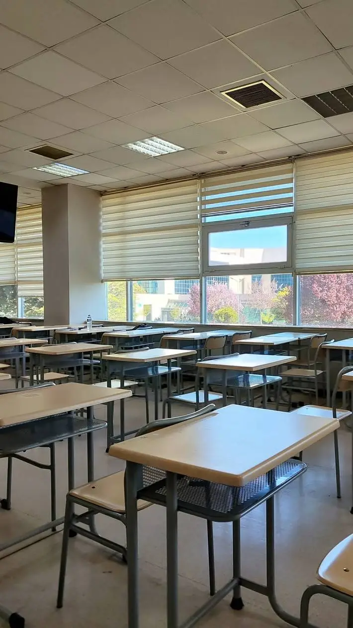 ai character: School background