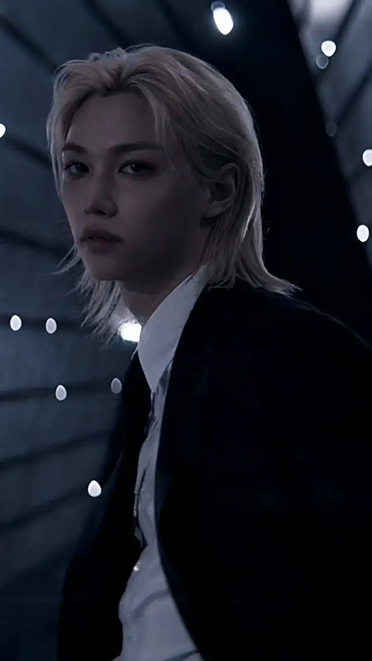 ai character: ★Felix★ background