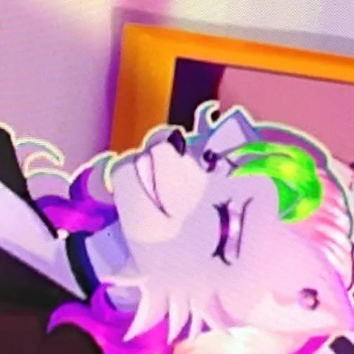 chat with ai character: Roxanne wolf