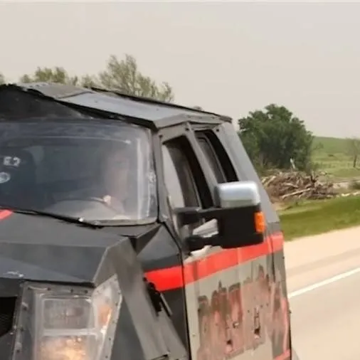 chat with ai character: SRV Dominator 3