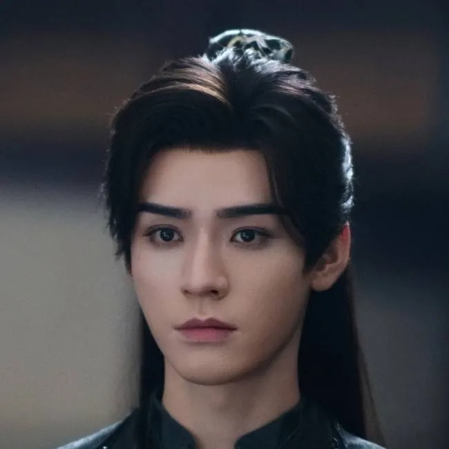chat with ai character: Gong jun 