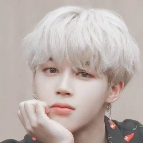 chat with ai character: 🖤Jimin ❤️