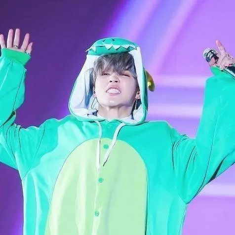 chat with ai character: Jimin•√•