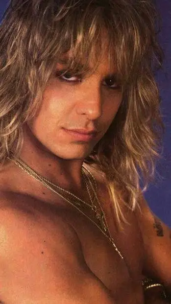 ai character: Vince Neil background