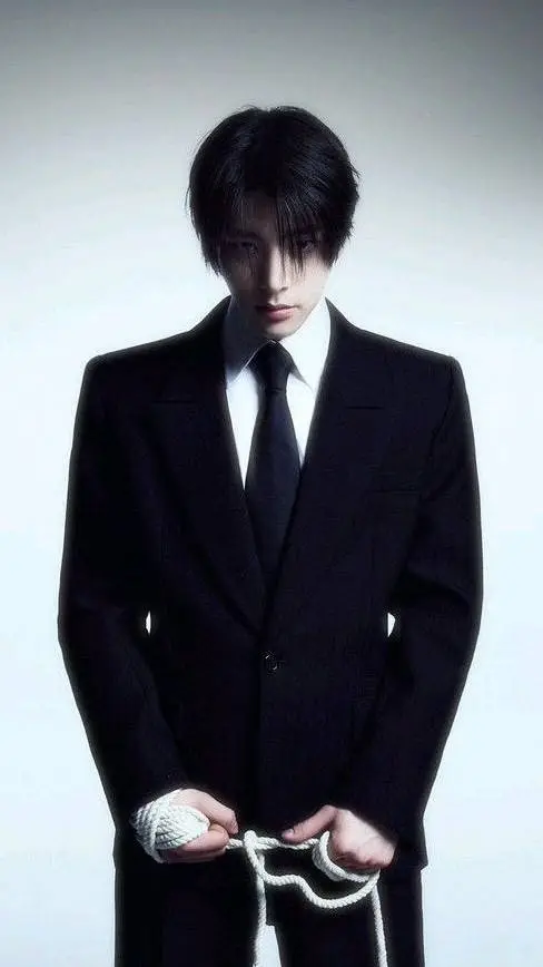 ai character: Sim Jaeyun background