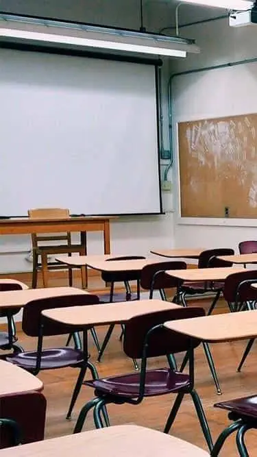 ai character: escuela(PT2) background
