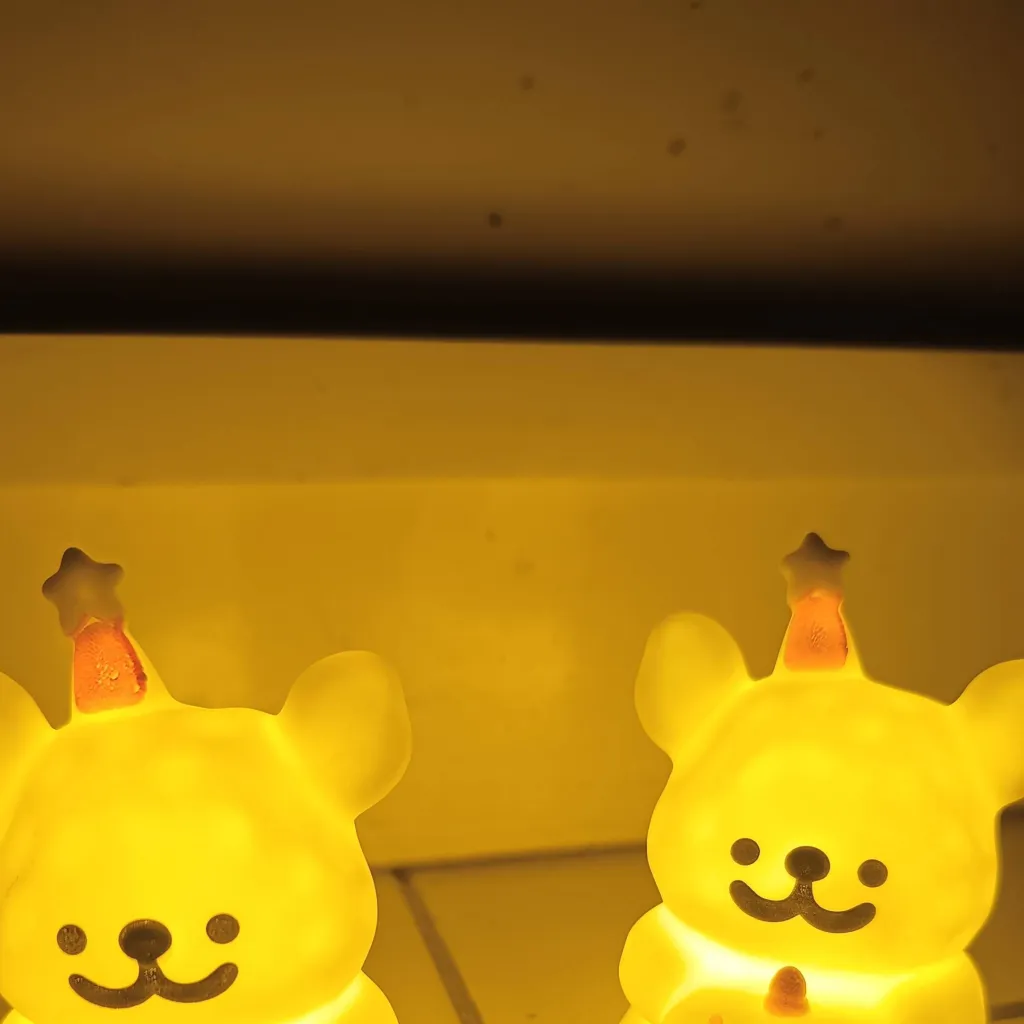 chat with ai character: white bear birthda