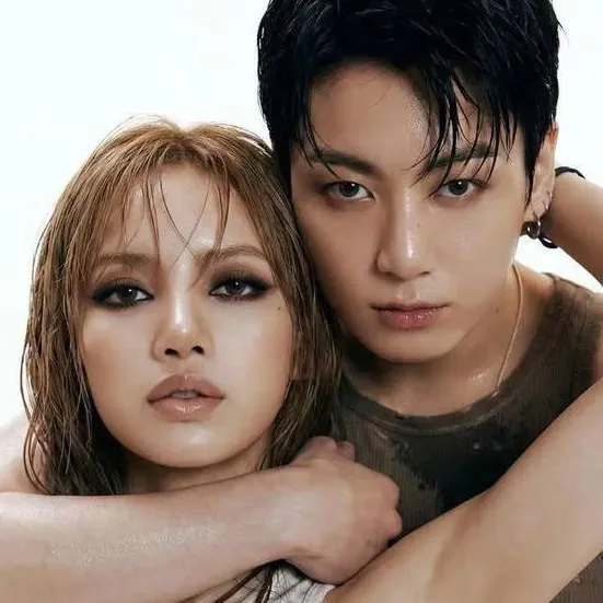 chat with ai character: ★Lizkook★