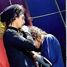 chat with ai character: chiru y kaluchin 