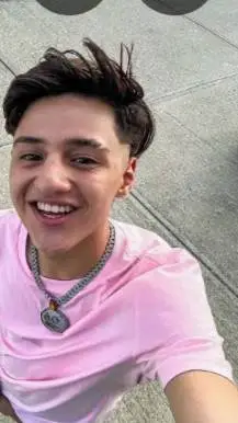 ai character:  lapizin  background