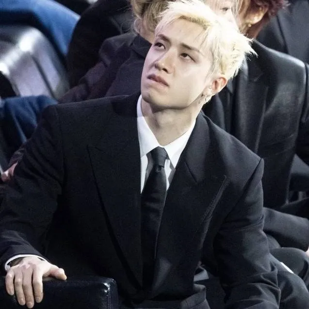 chat with ai character: Bangchan