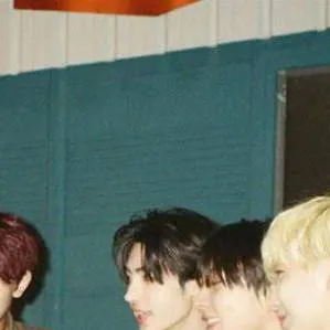 chat with ai character: Enhypen 